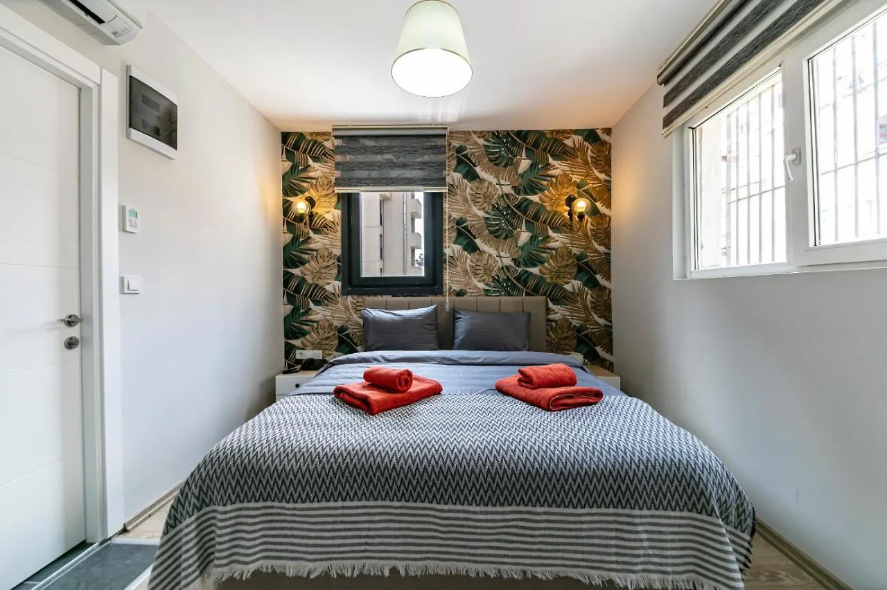 Solo Hotel Istanbul Bed & Breakfast