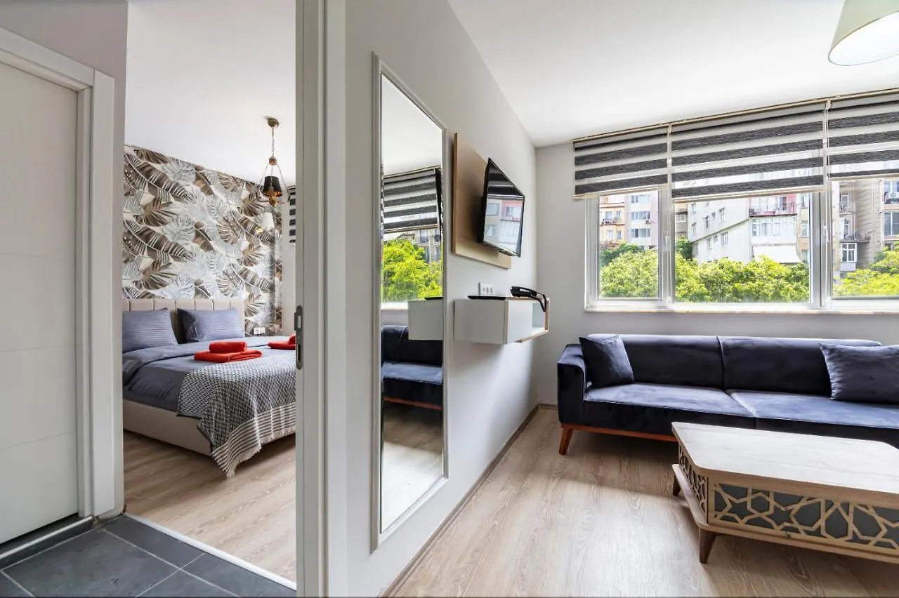 Solo Hotel Istanbul Bed & Breakfast
